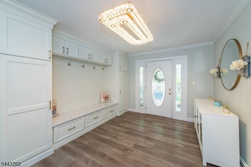 7 Wolf Pl, Parsippany-troy Hills Twp., NJ 07054