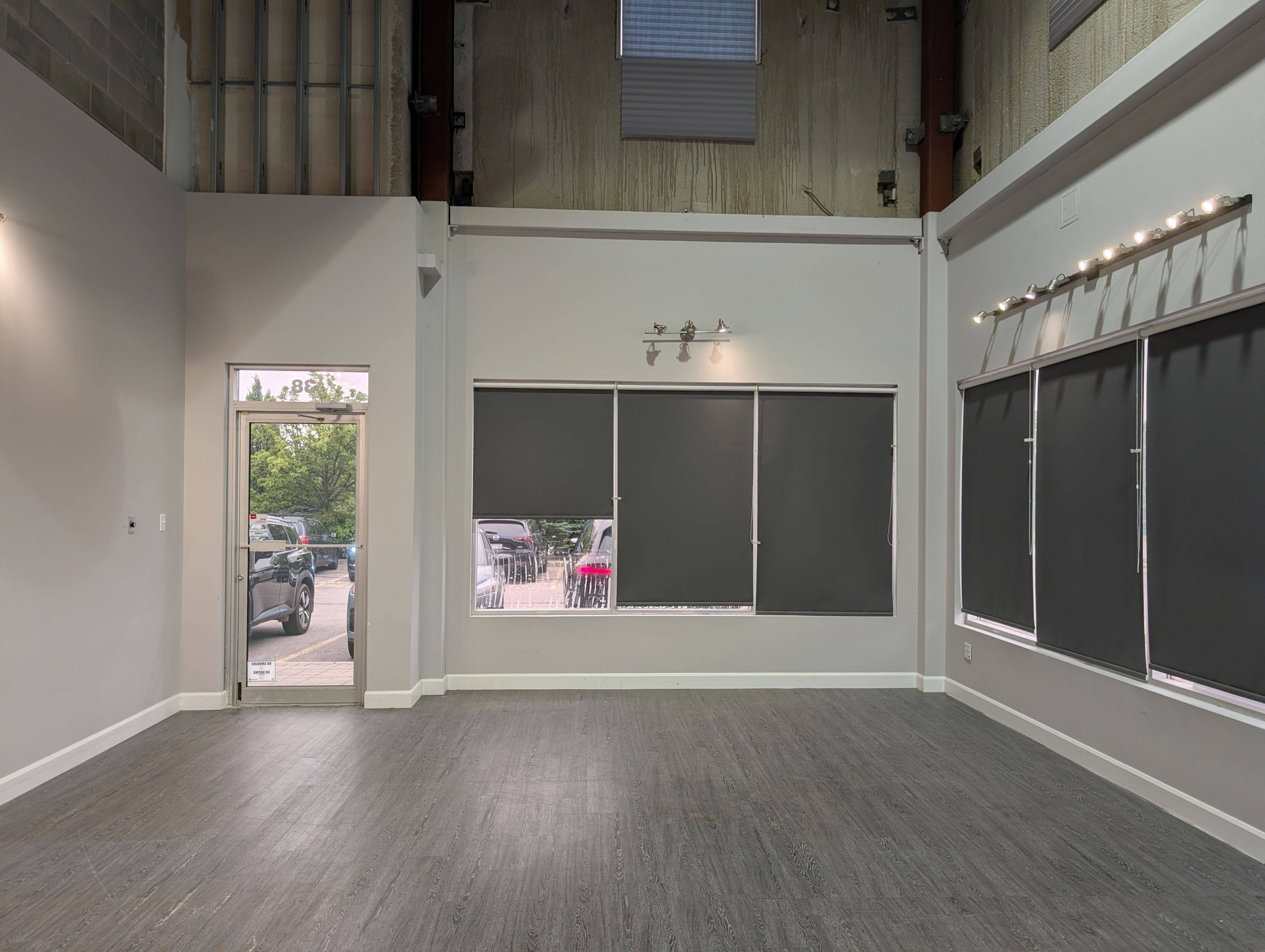 411 Four Valley DR #38, Vaughan, ON L4K 5Y8