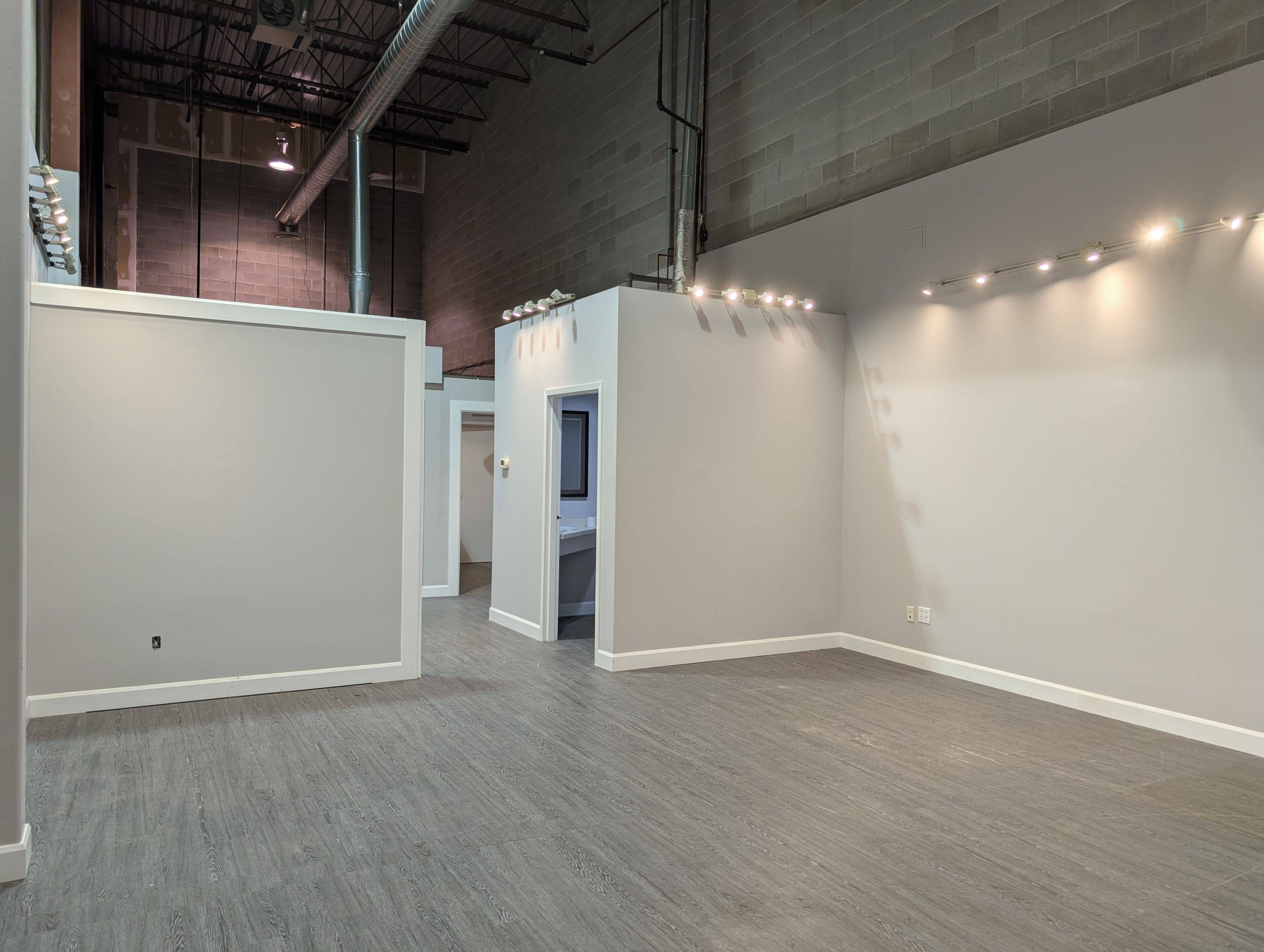 411 Four Valley DR #38, Vaughan, ON L4K 5Y8
