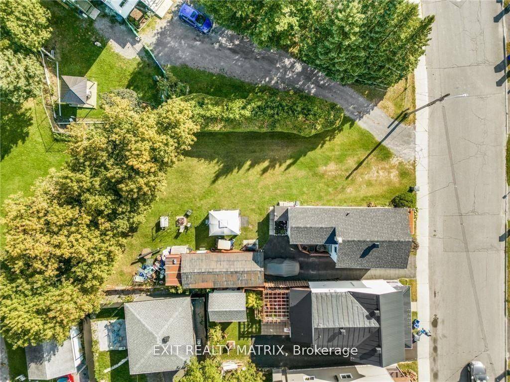 287 Higginson ST, Hawkesbury, ON K6A 1G8