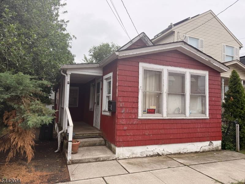 47 May St, Woodbridge Twp., NJ 08861