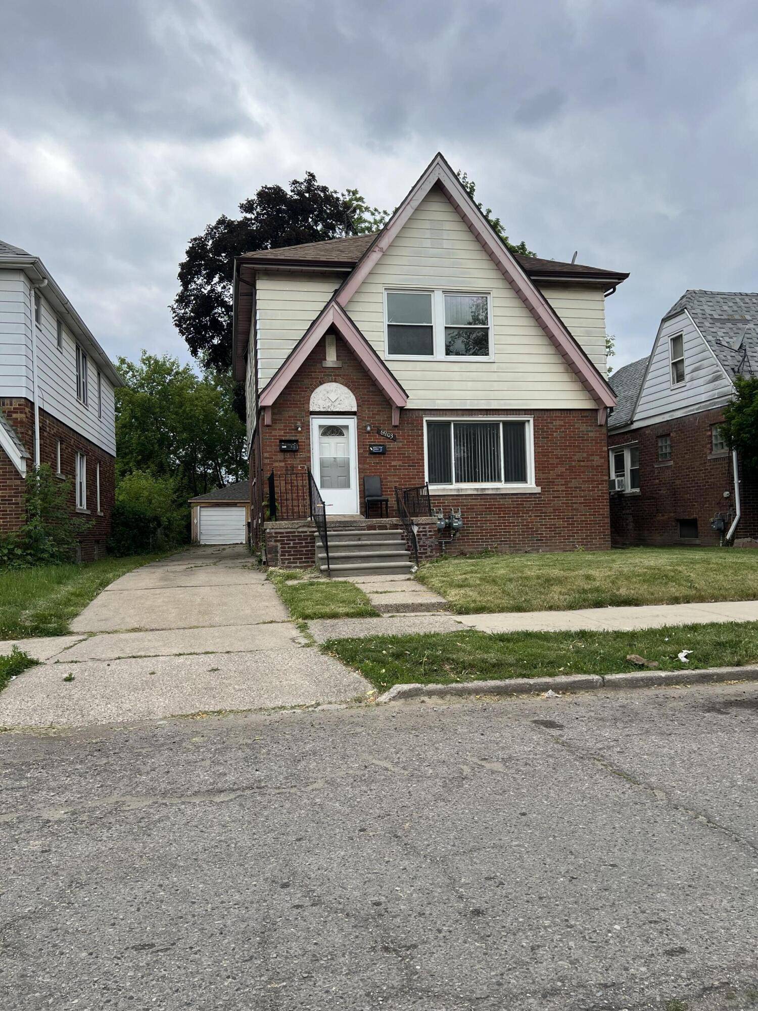 6903 Penrod ST, Detroit City, MI 48228