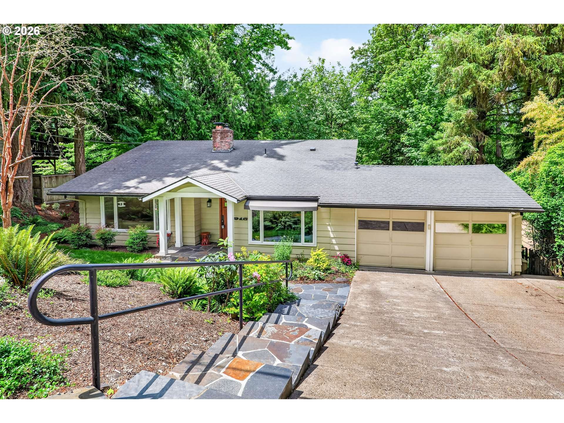 916 CUMBERLAND RD, Lake Oswego, OR 97034