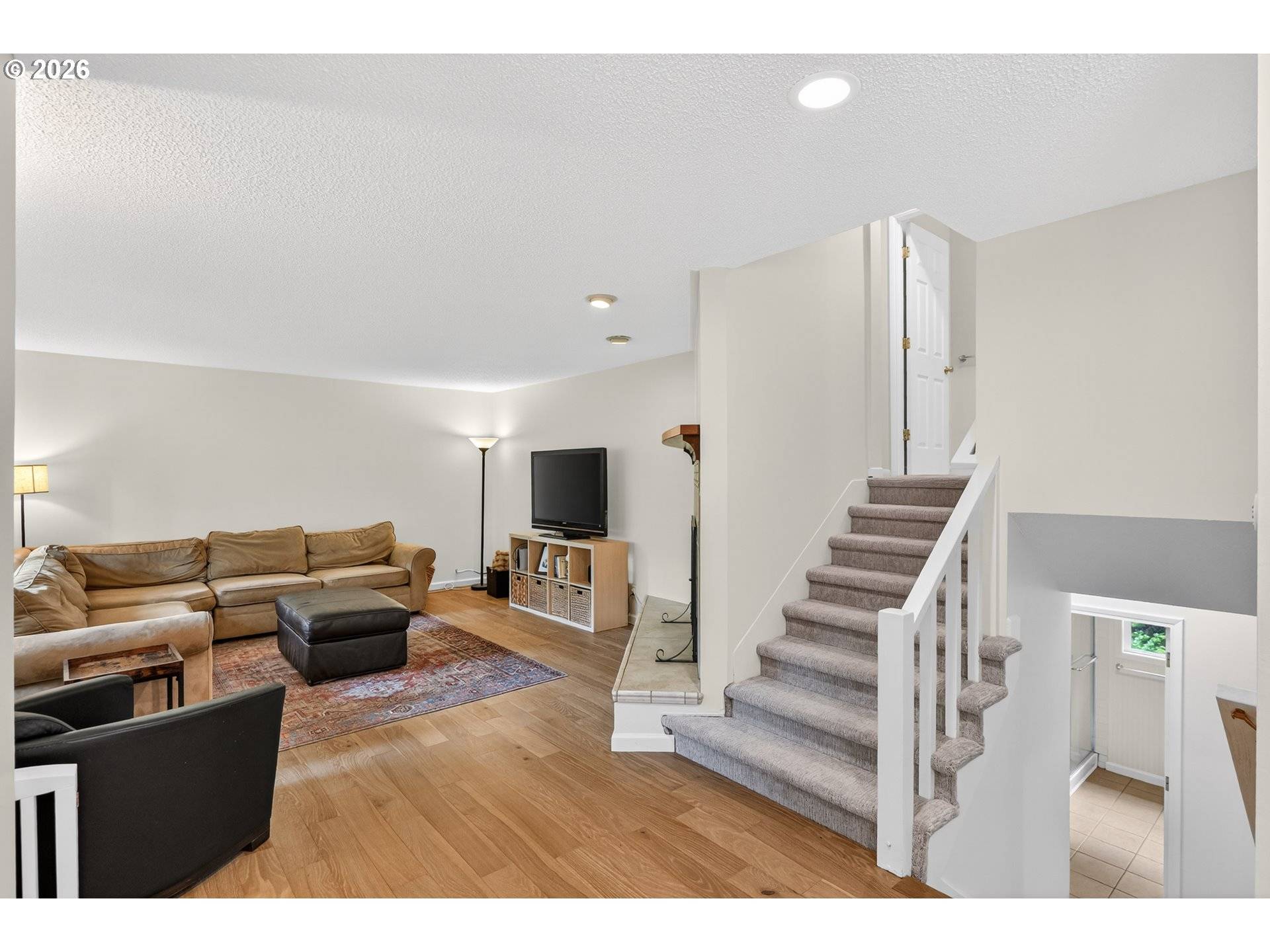 916 CUMBERLAND RD, Lake Oswego, OR 97034