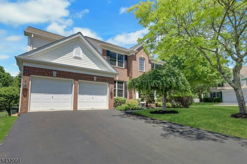 81 Lafayette Cir #81, Totowa Boro, NJ 07512