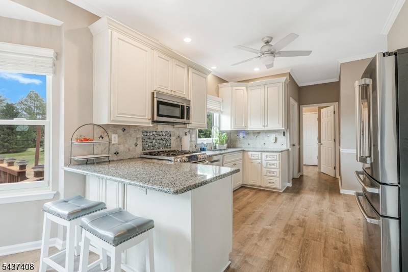 1 Pegasus Ct, Raritan Twp., NJ 08551
