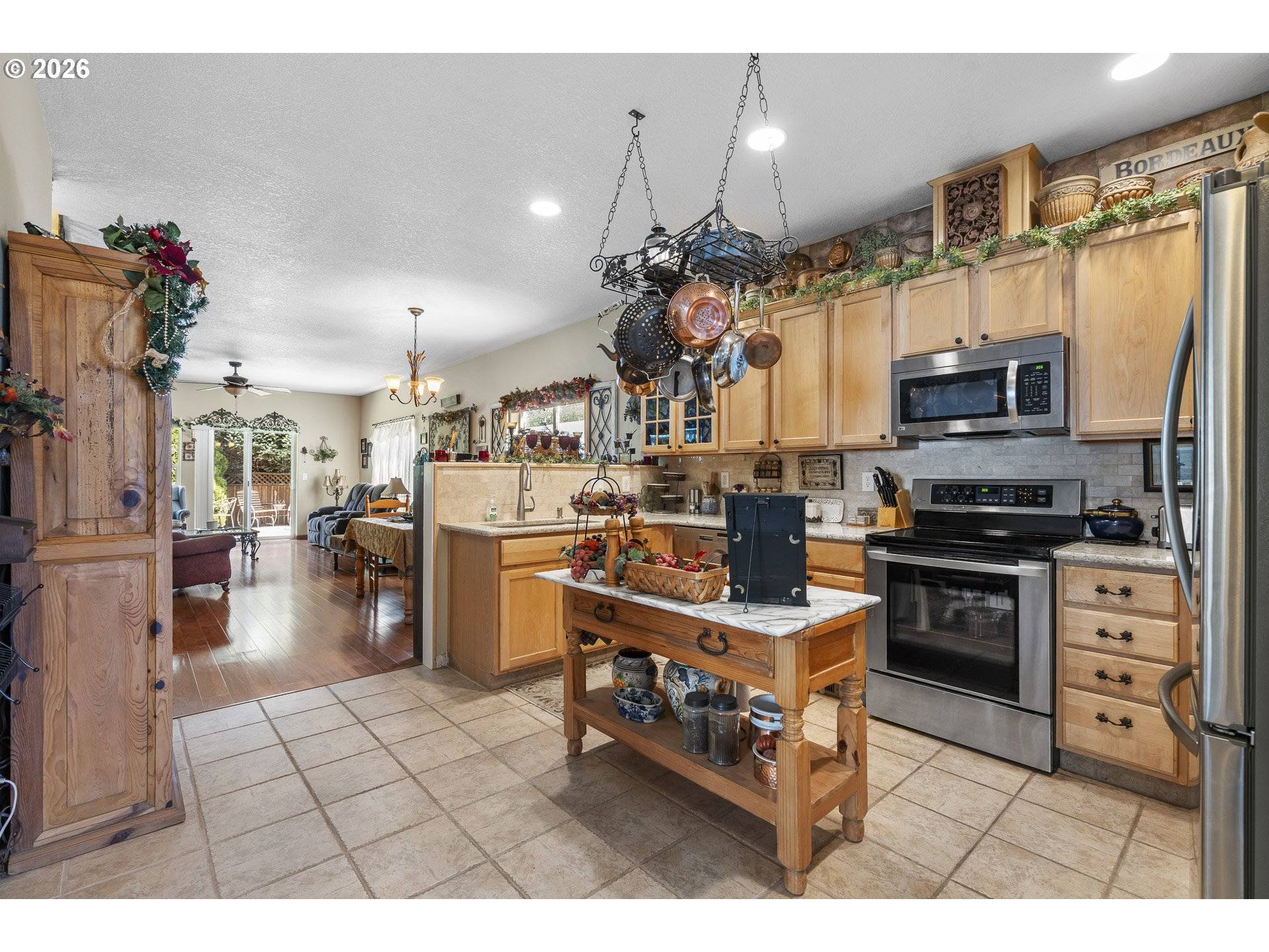 981 WILD ROSE CT, Independence, OR 97351