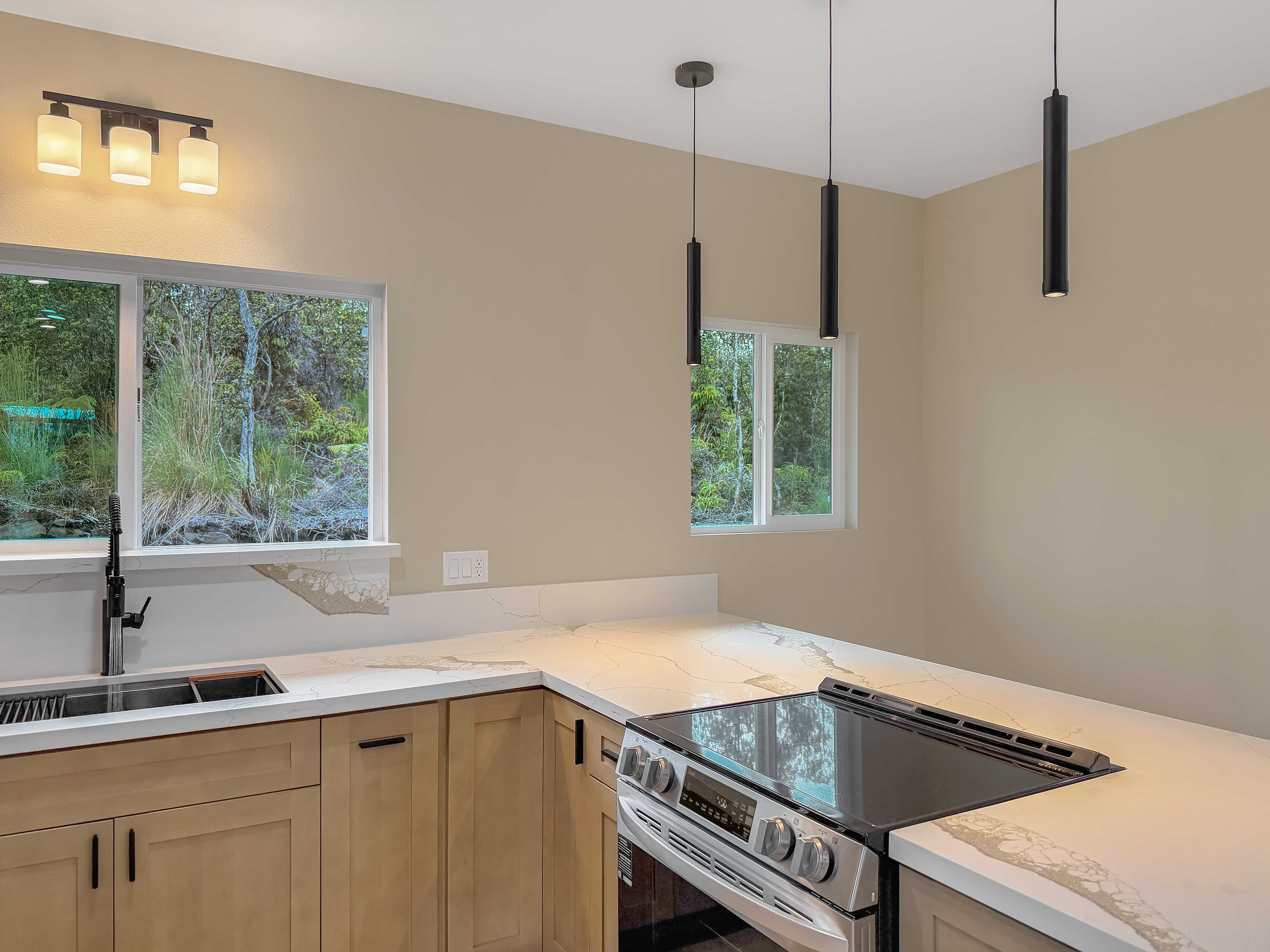 11-3236 VOLCANO RD, Volcano, HI 96785