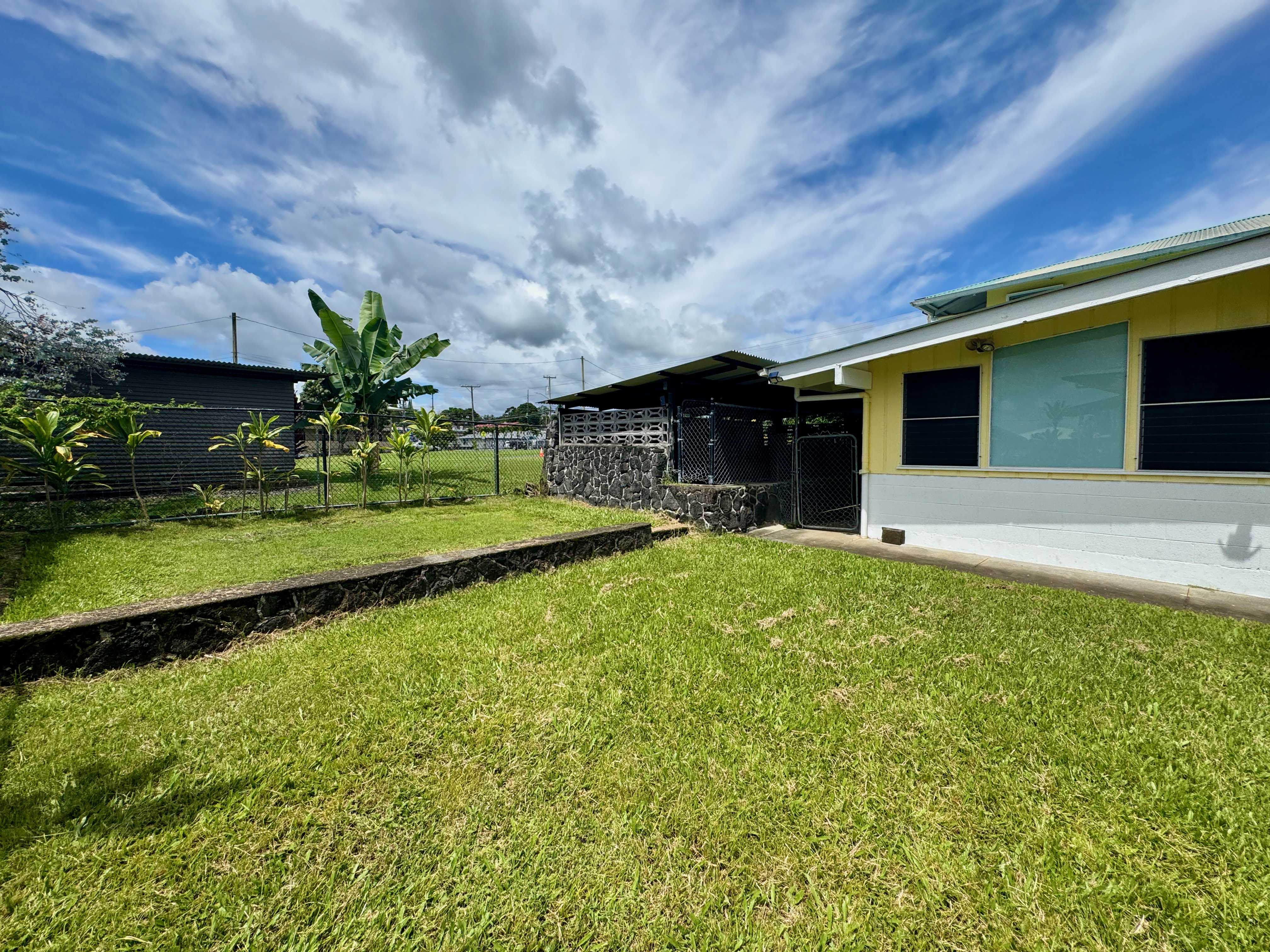 2133 KINOOLE ST, Hilo, HI 96720