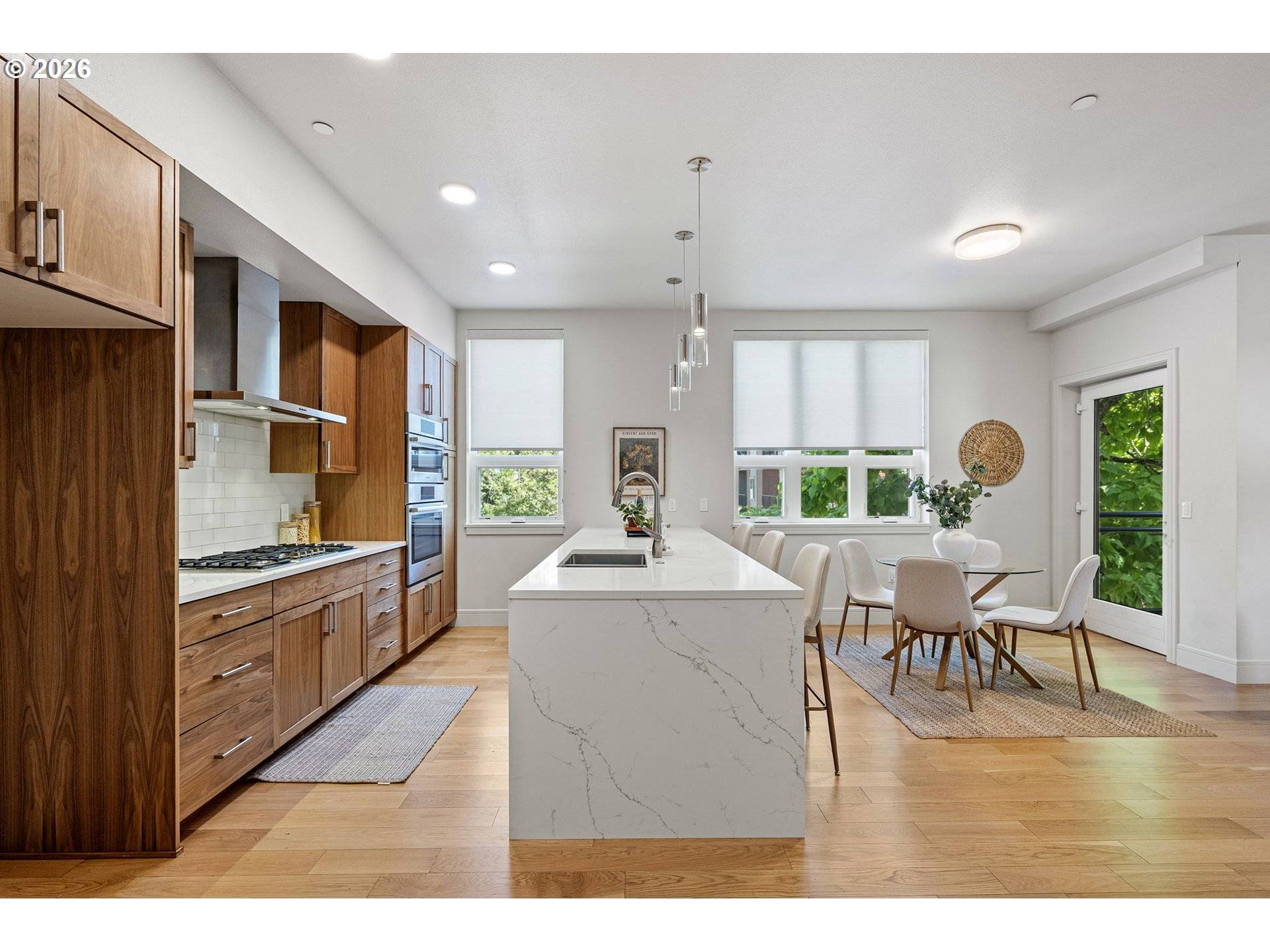 1600 PEARL ST #301, Eugene, OR 97401