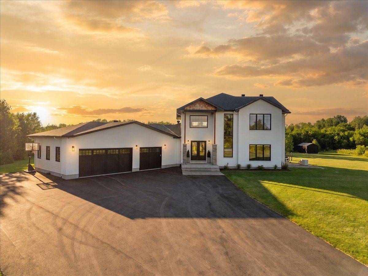 229 Cedar Pond RD, Carp - Huntley Ward, ON K0A 1L0