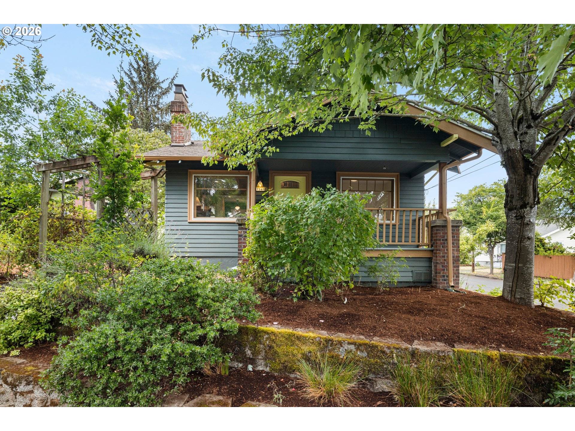 7549 N ALBINA AVE, Portland, OR 97217
