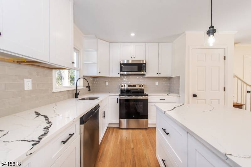 53 Snyder Ave, Denville Twp., NJ 07834