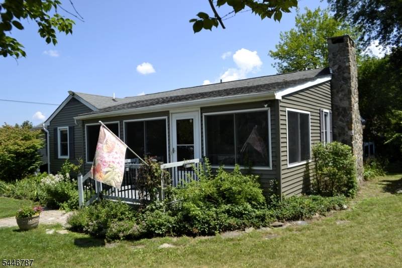 238 Fairview Ave, Hampton Twp., NJ 07860