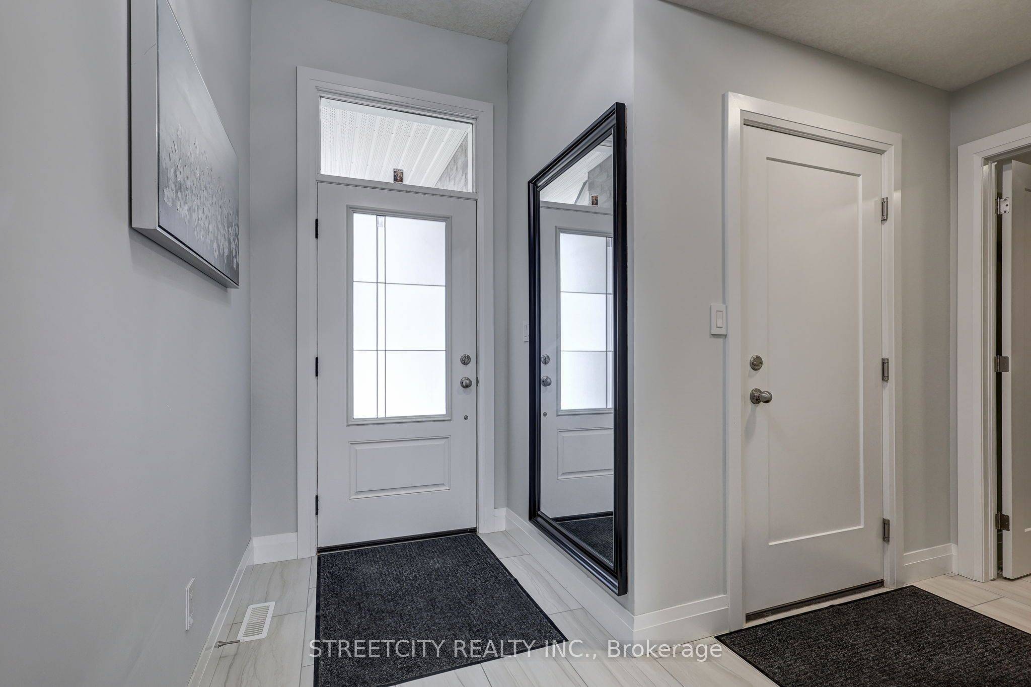95 Optimist DR, Southwold, ON N5P 3T2