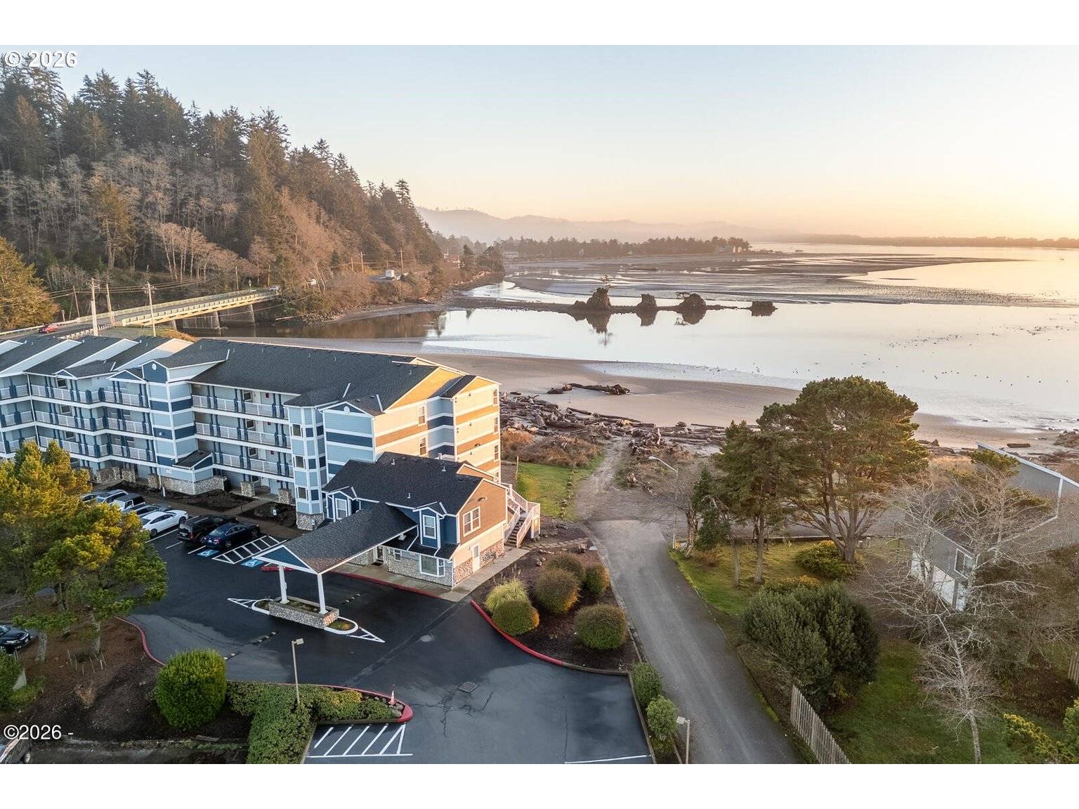 5201 SW HIGHWAY 101 #204, Lincoln City, OR 97367