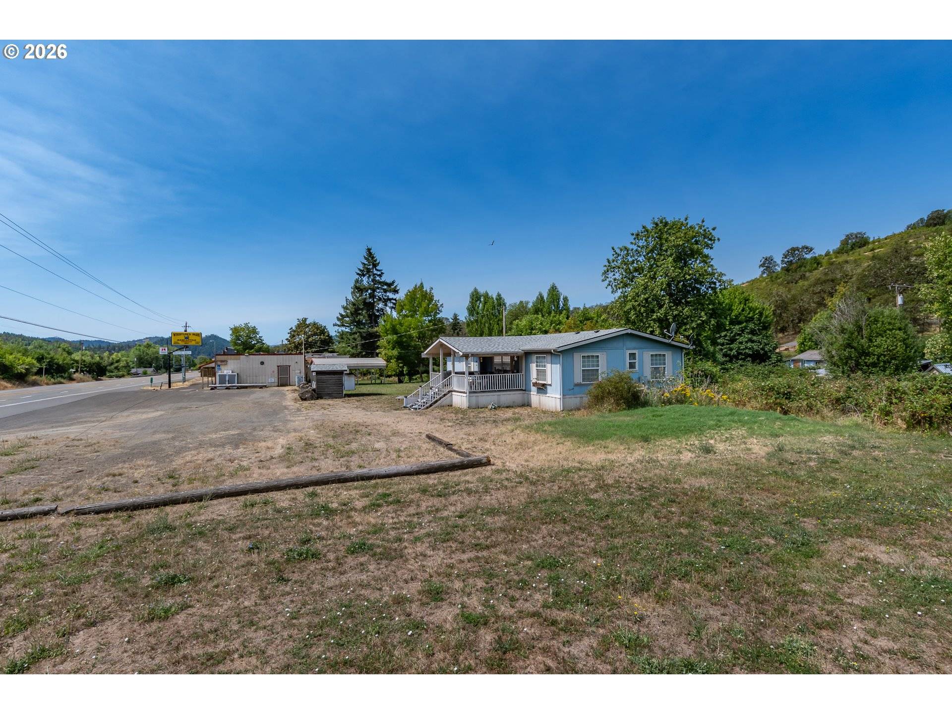 14190 N UMPQUA HWY, Roseburg, OR 97470