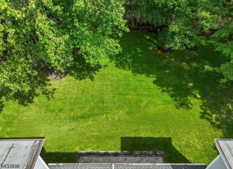 8 Fordham Rd, Livingston Twp., NJ 07039