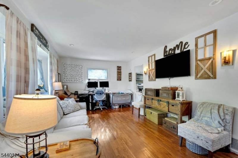 337 Richard Way, North Plainfield Boro, NJ 07062
