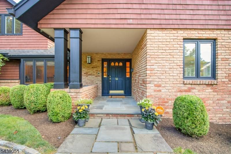 14 Denman Ct, Millburn Twp., NJ 07078