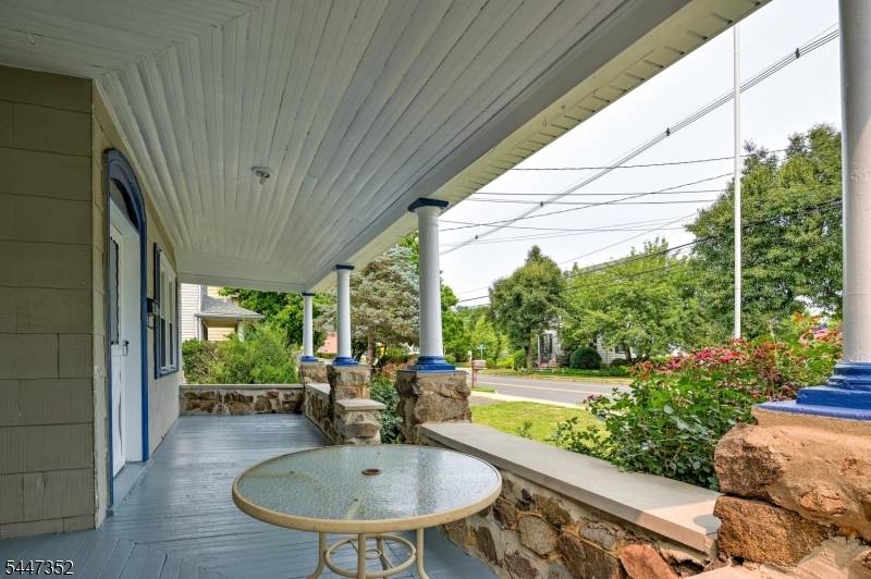 127 Main St #A, Readington Twp., NJ 08889