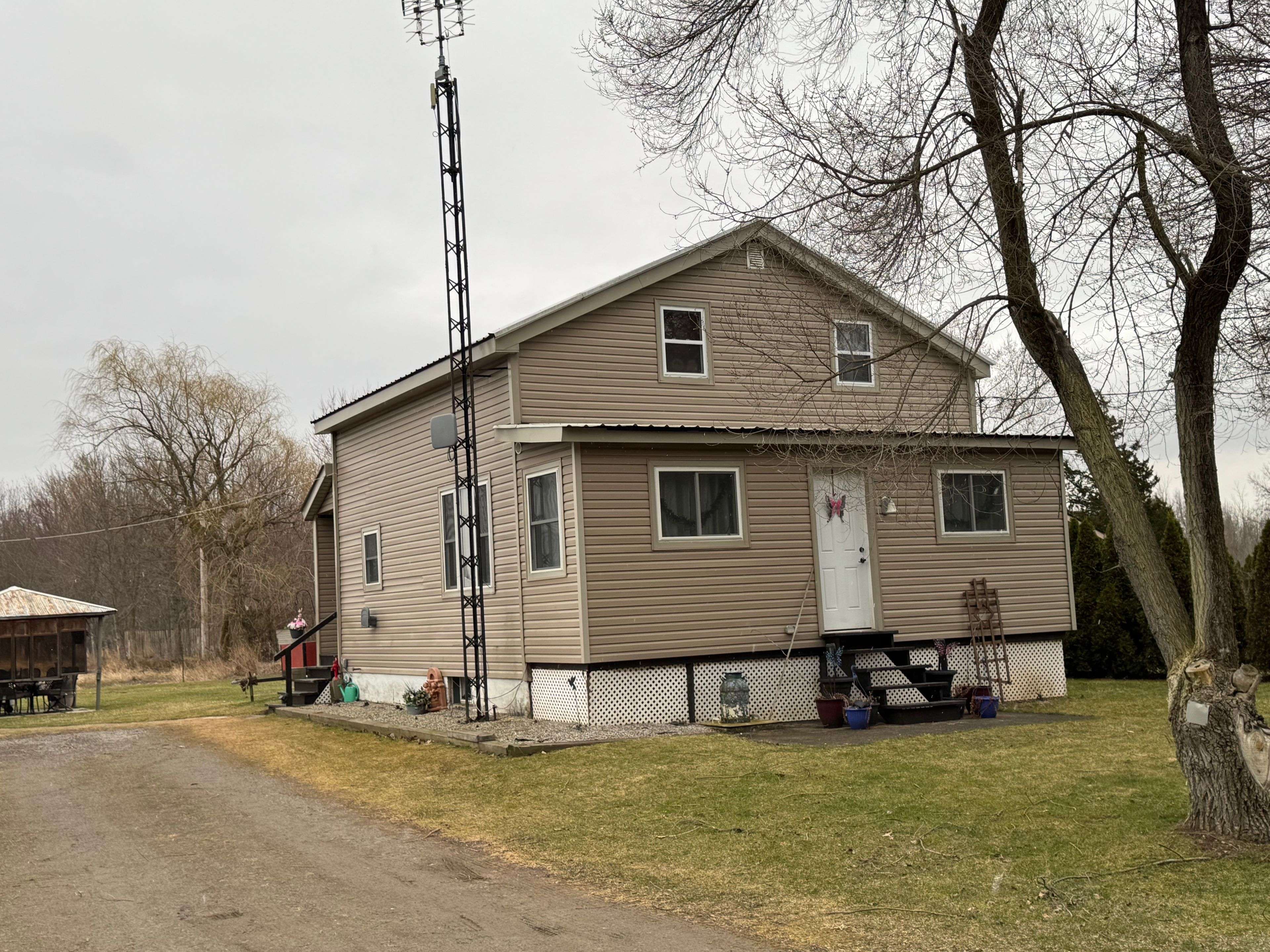 11716 Beck RD, Niagara Falls, ON L0S 1K0