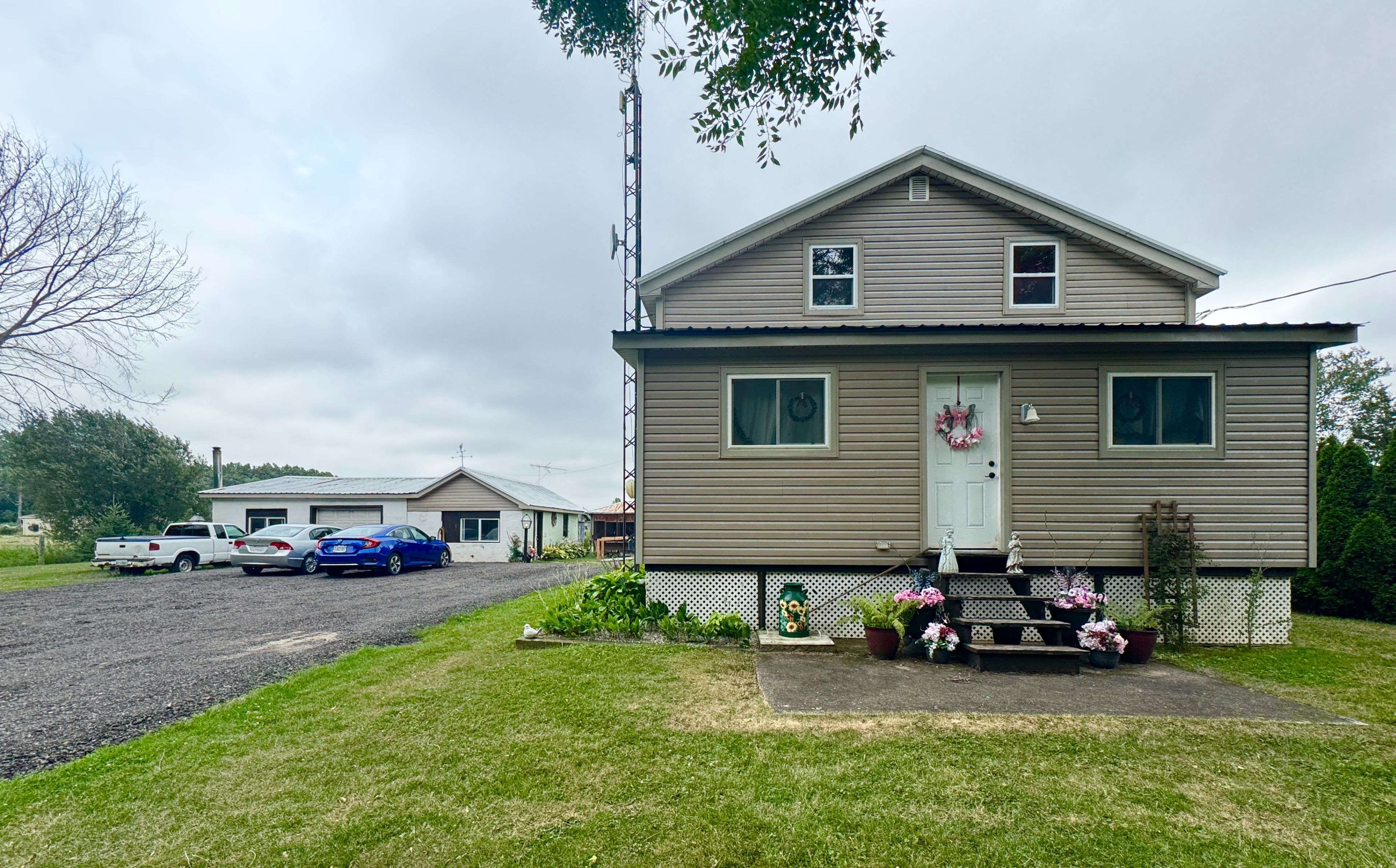 11716 Beck RD, Niagara Falls, ON L0S 1K0