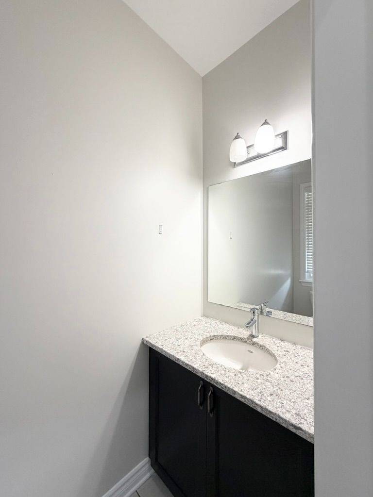 100 Popplewell CRES S, Barrhaven, ON K2J 5R3