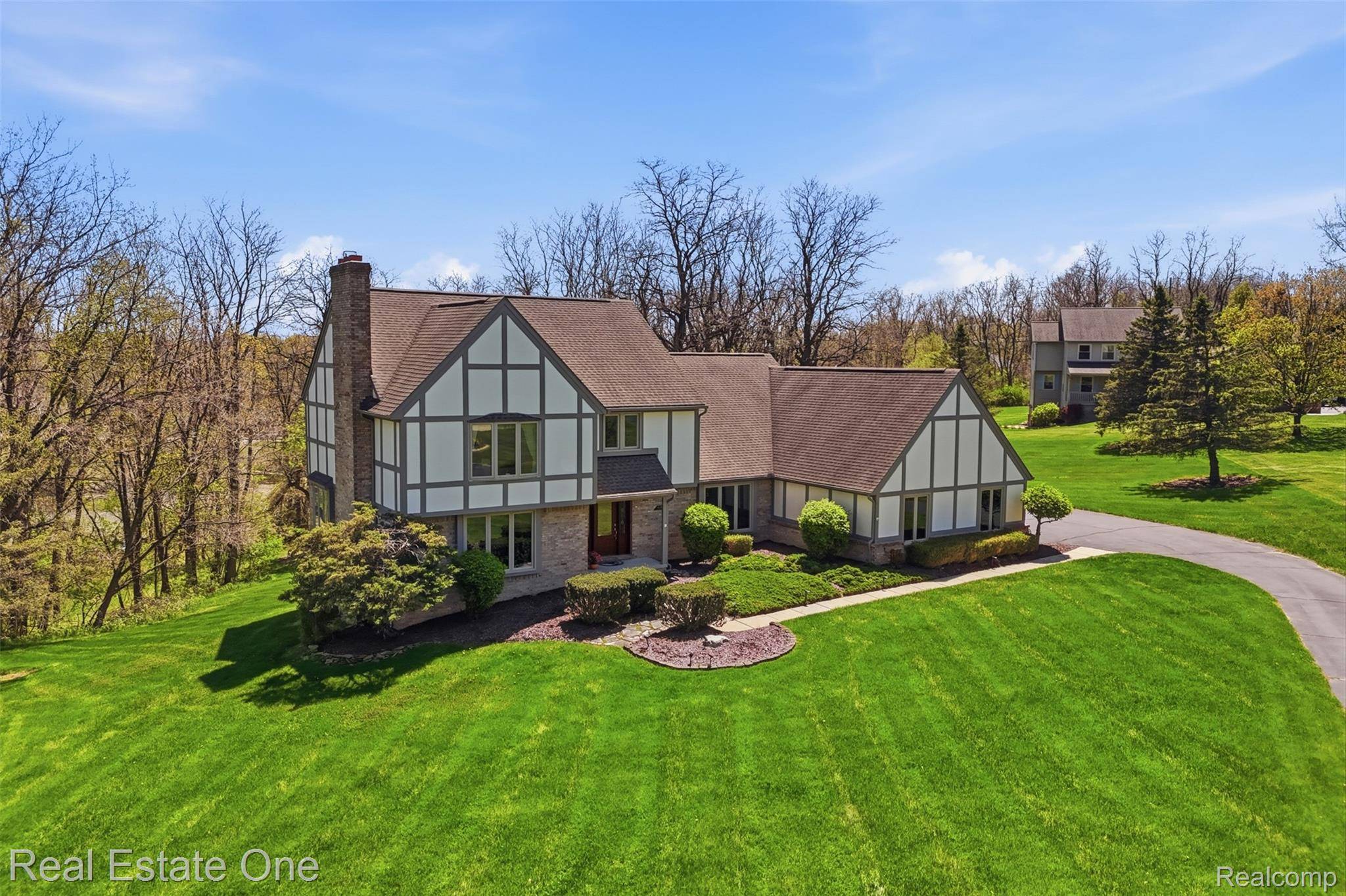 6514 Mountview CT, Genoa Township, MI 48116