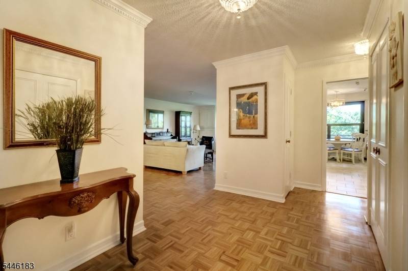 2 Claridge Dr. 1BW, Verona Twp., NJ 07044