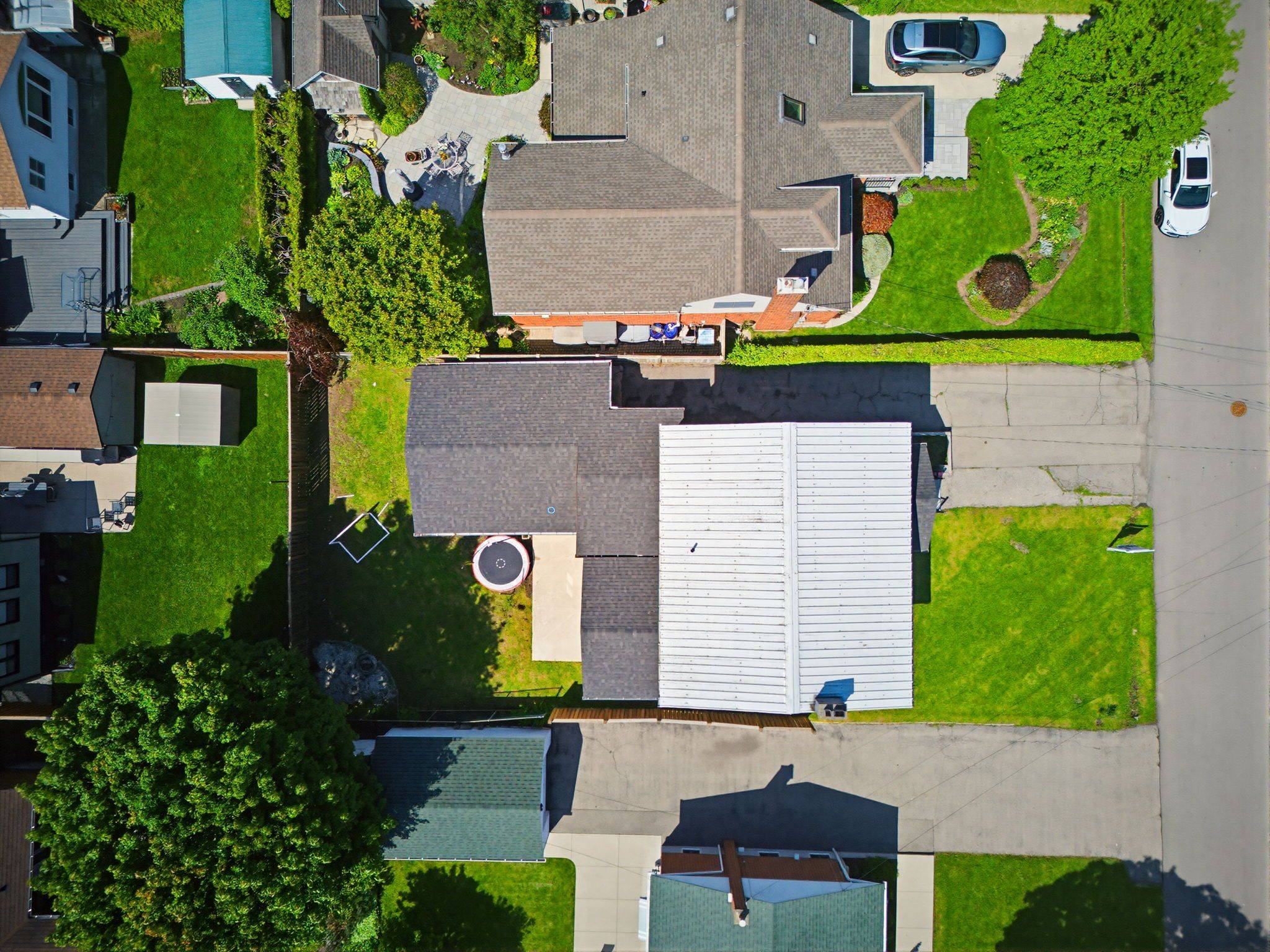 91 First ST N, Hamilton, ON L8G 1Y2