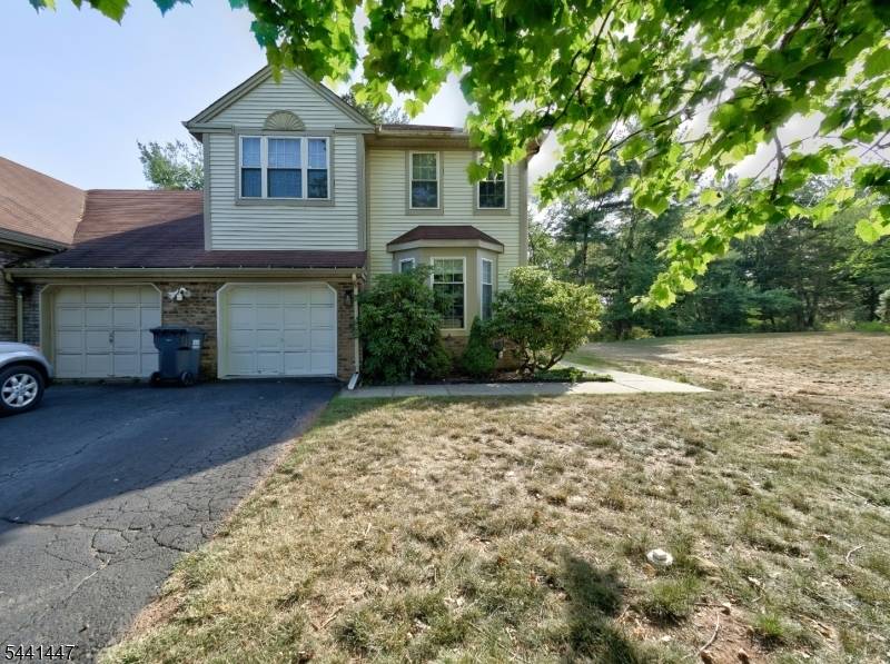13 Mohawk Trl, Branchburg Twp., NJ 08876