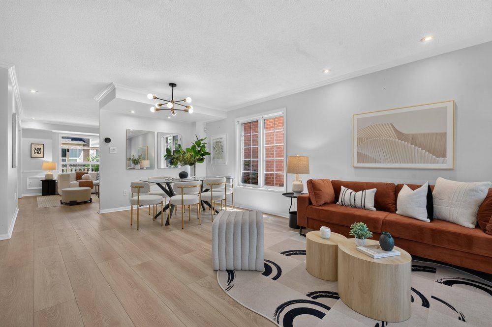 2293 Oakhaven DR, Oakville, ON L6M 3Y9