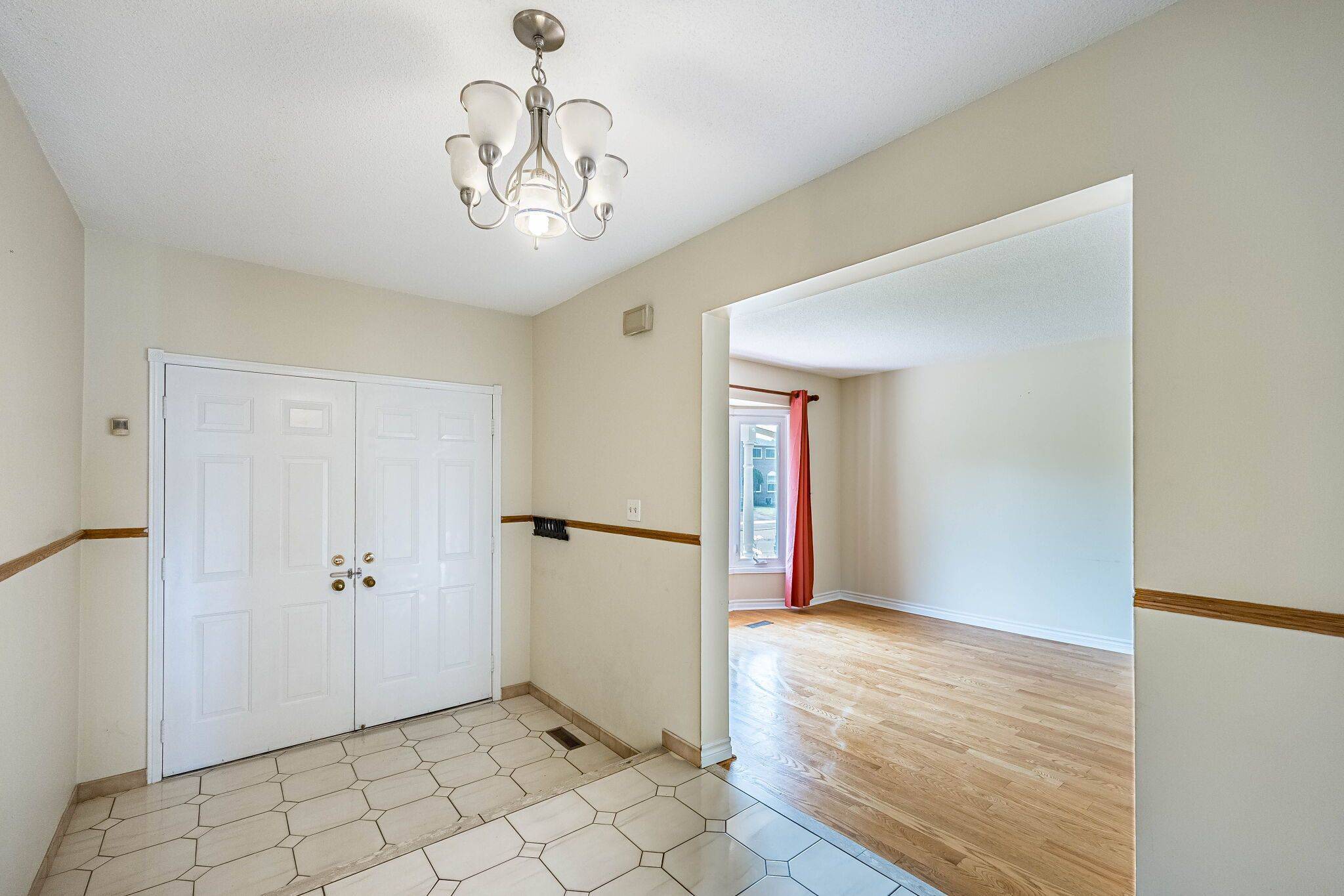 42 Lafleur CT, Brampton, ON L6Y 3L7