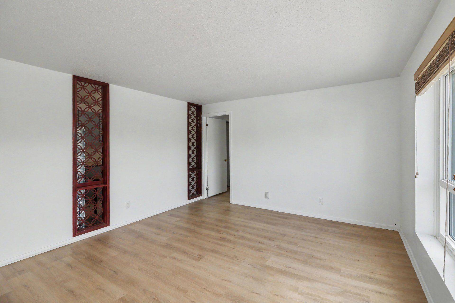 900 Elmsmere RD #8, Beacon Hill North - South And Area, ON K1J 7T6
