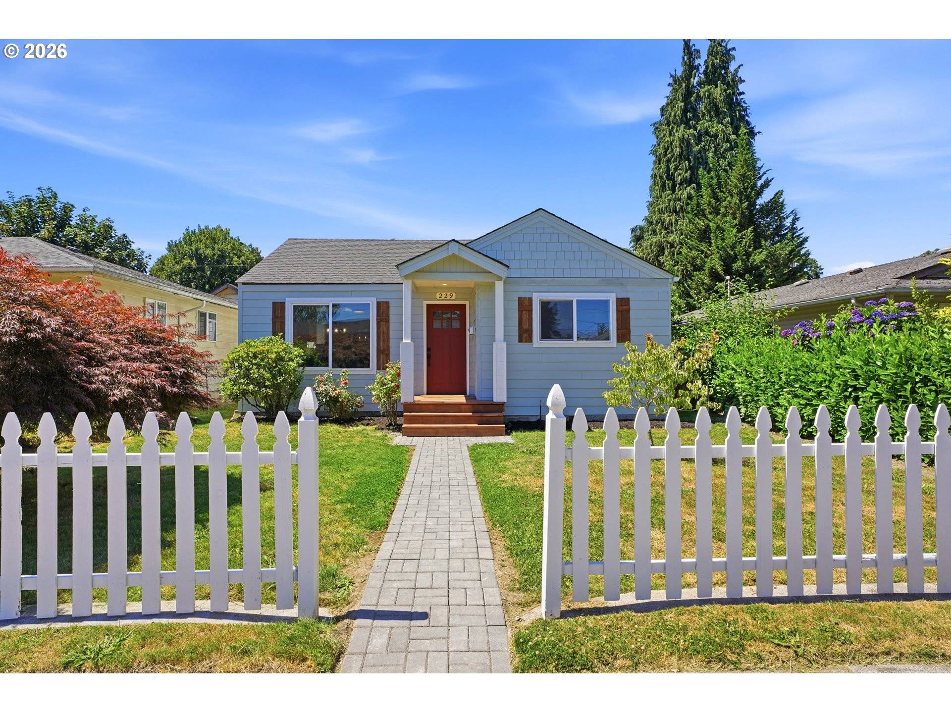 229 19TH AVE, Longview, WA 98632