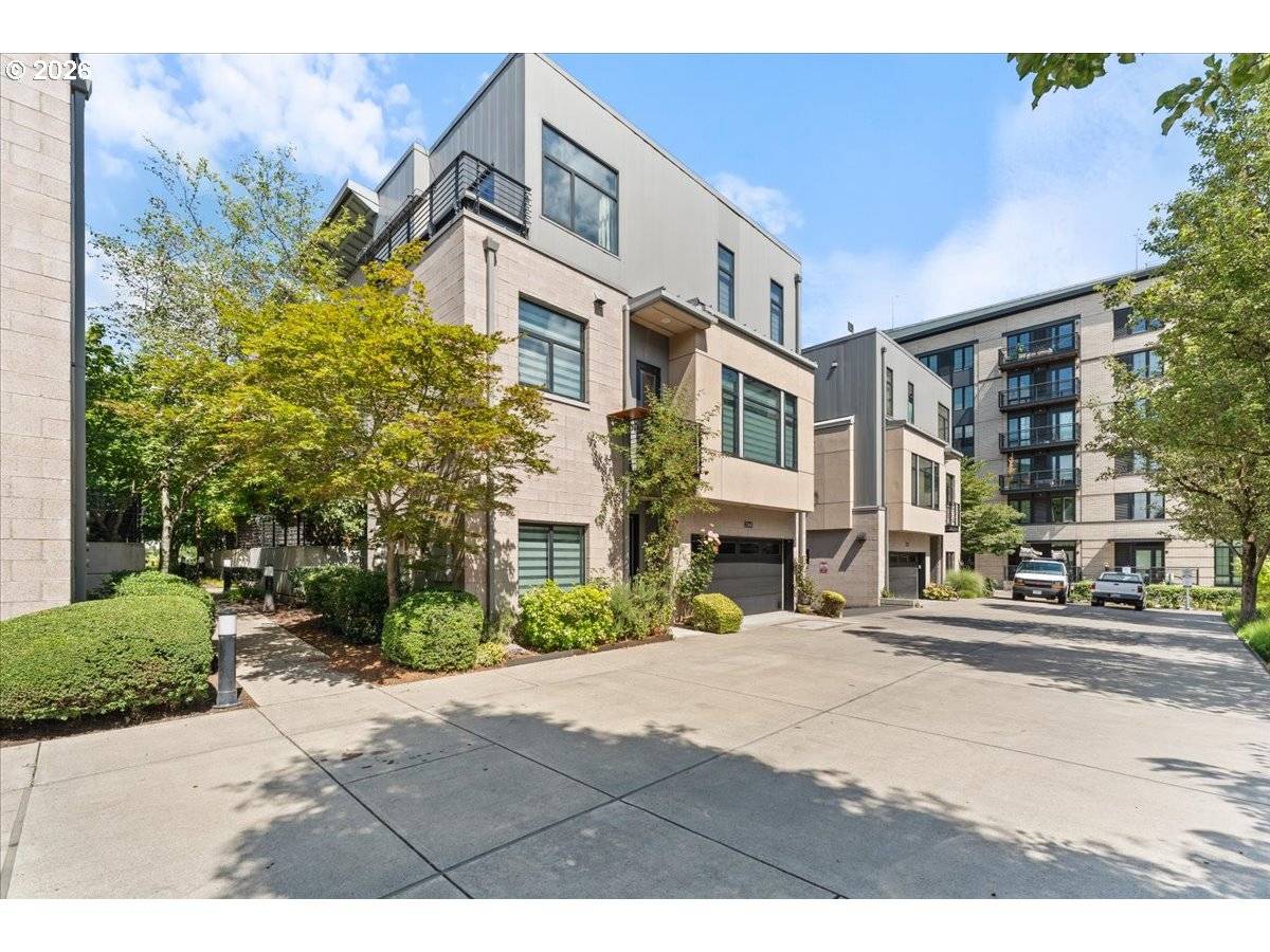 2140 NW 16th AVE, Portland, OR 97209
