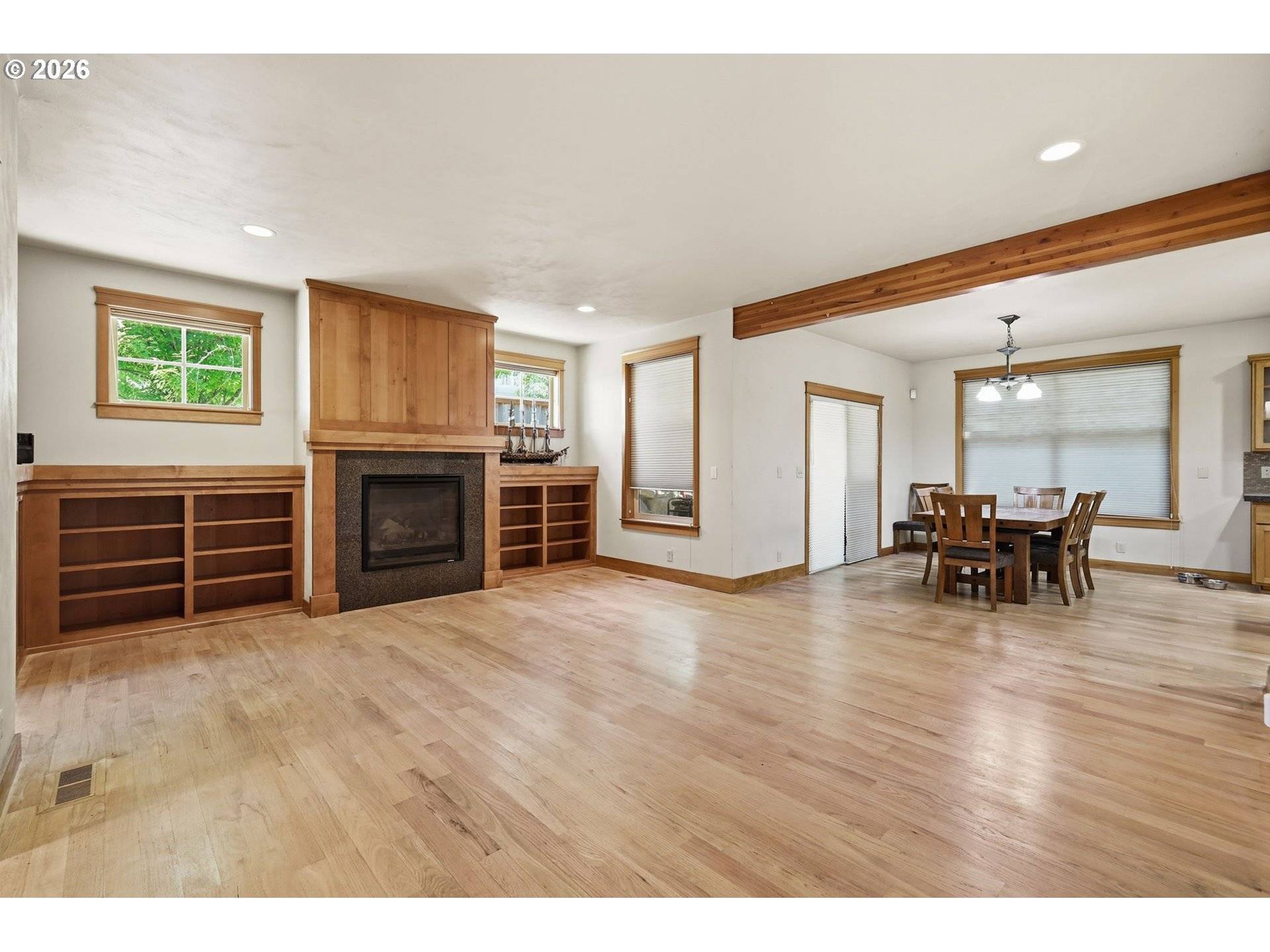 6287 FERNHILL LOOP, Springfield, OR 97478