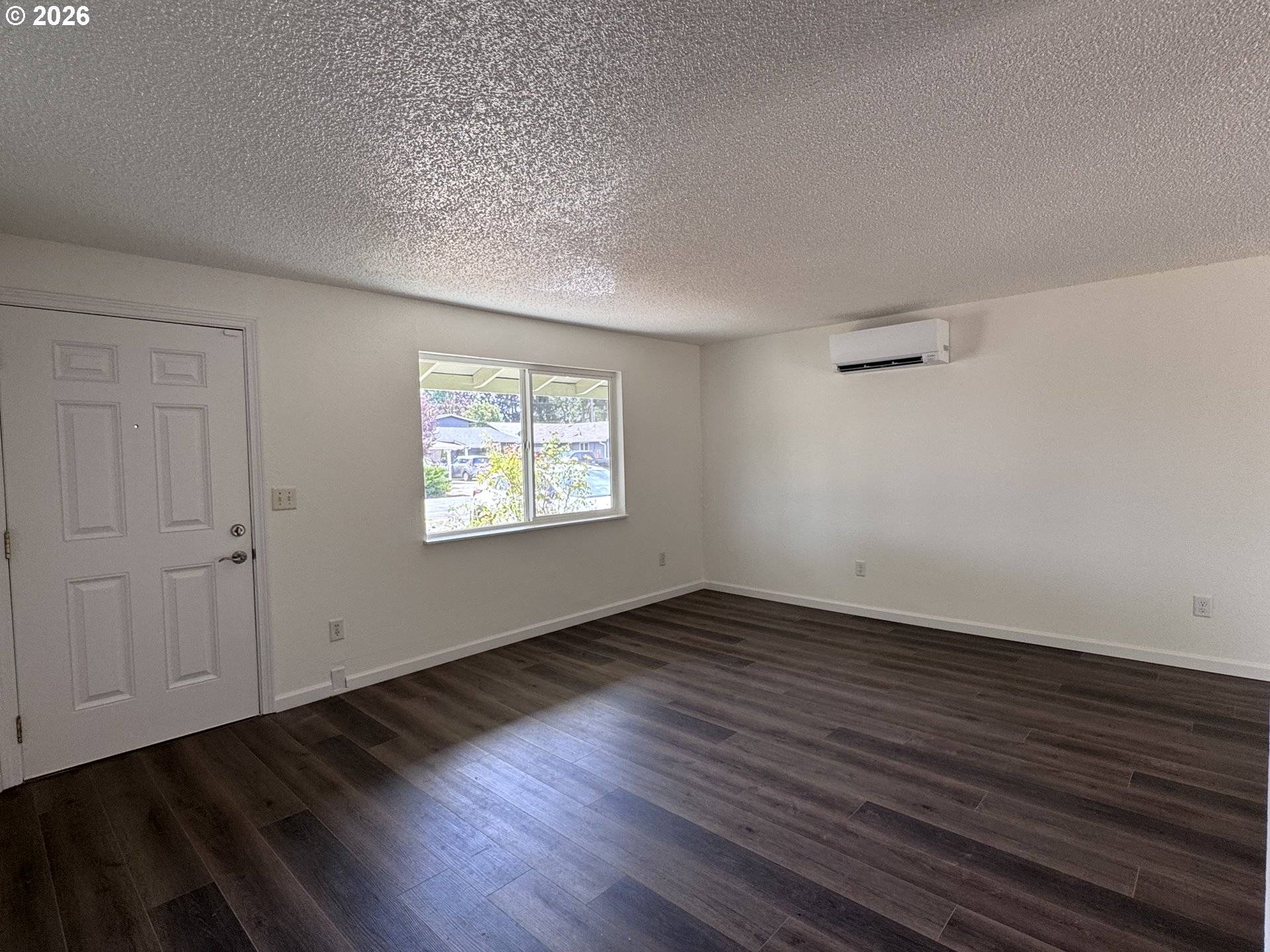 2688 CENTENNIAL BLVD, Springfield, OR 97477