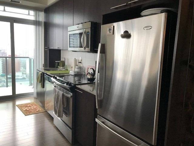70 Roehampton AVE #1914, Toronto C10, ON M4P 1R2