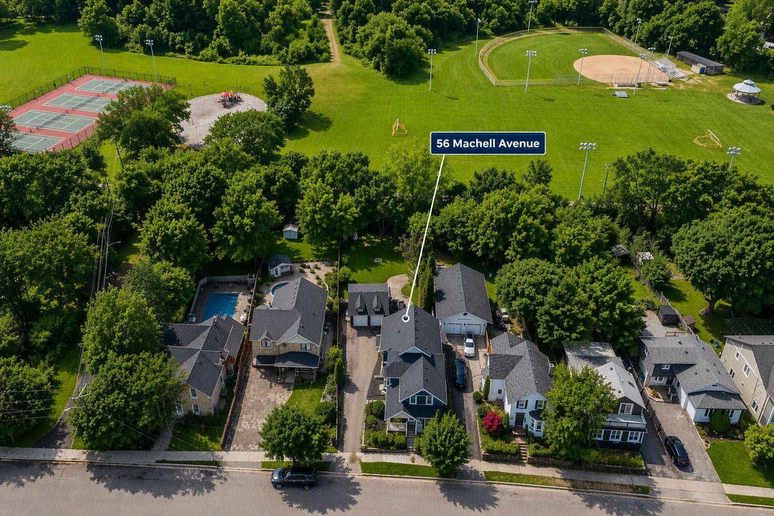 56 Machell AVE, Aurora, ON L4G 2R7