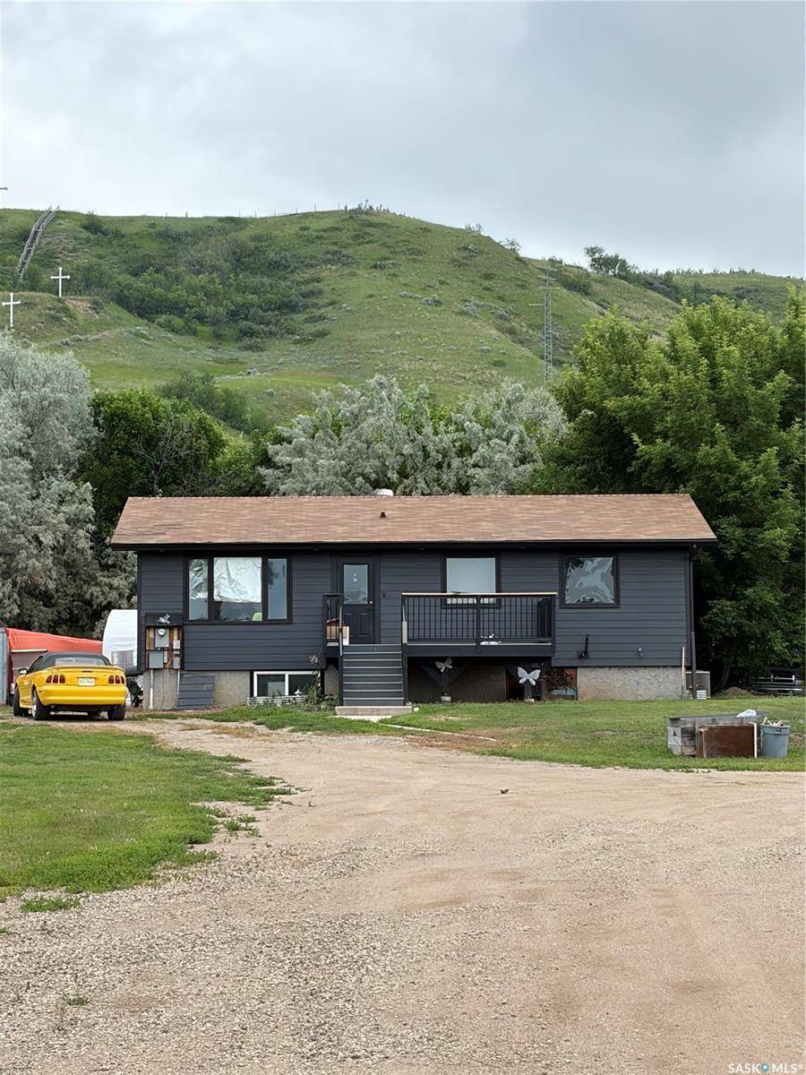 4 Mission BAY, Lebret, SK S0G 2Y0