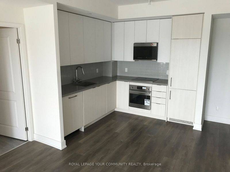 297 Oak Walk DR #1010, Oakville, ON L6H 6Z3