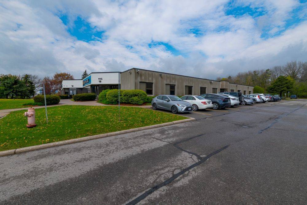 1115 North Service RD W, Oakville, ON L6M 2V9