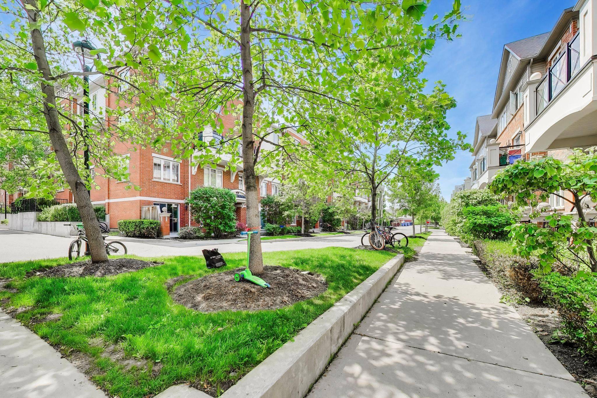 2460 Post RD #19, Oakville, ON L6H 0J2