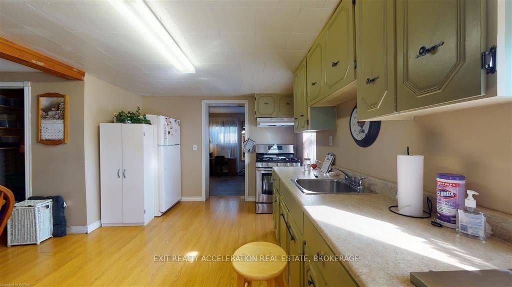 41 Water ST, Greater Napanee, ON K7R 1V5