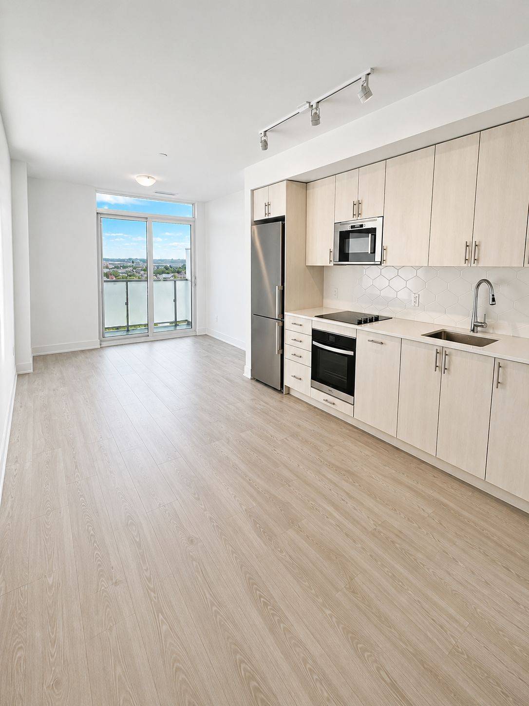 2545 Simcoe ST N #920, Oshawa, ON L1L 0W3