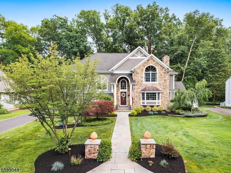 881 Village Green, Westfield Town, NJ 07090