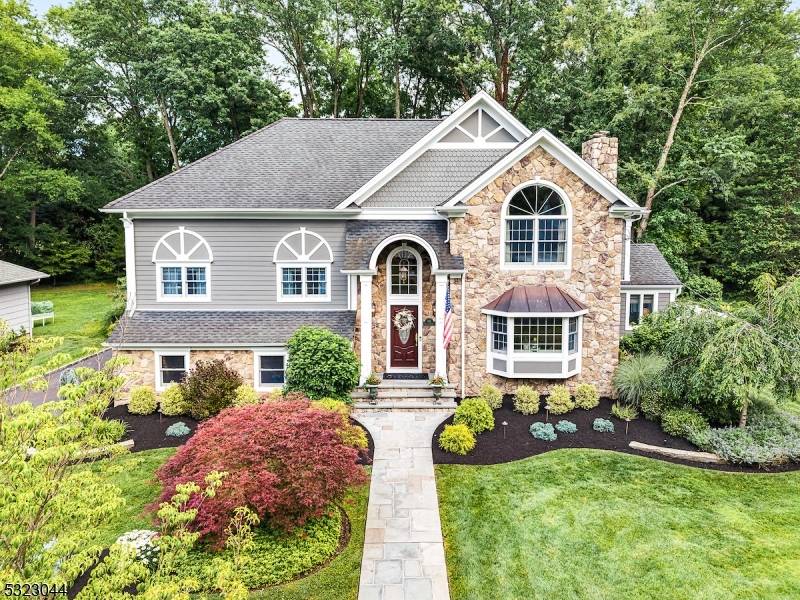 881 Village Green, Westfield Town, NJ 07090