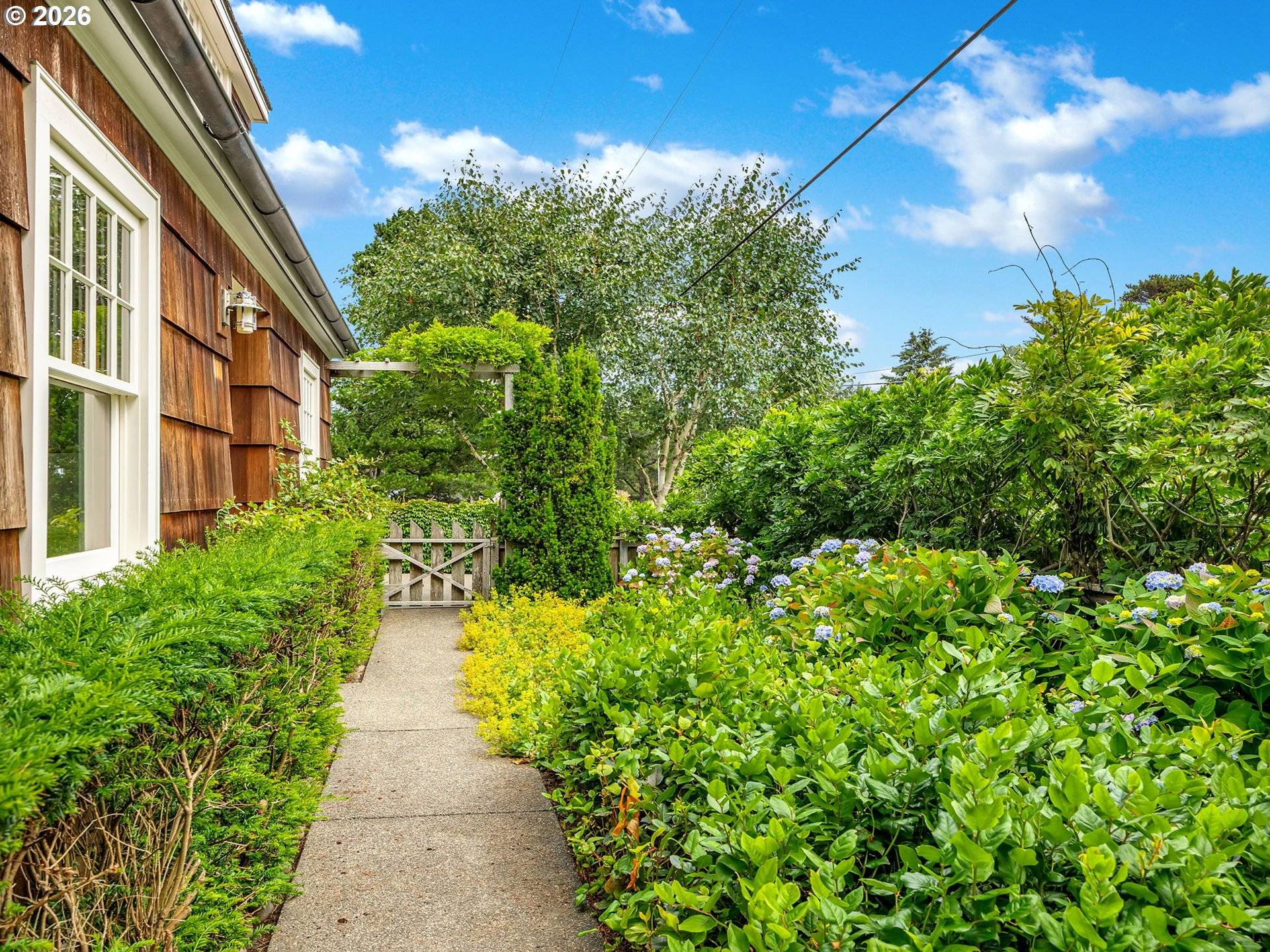 538 N MARION AVE, Gearhart, OR 97138
